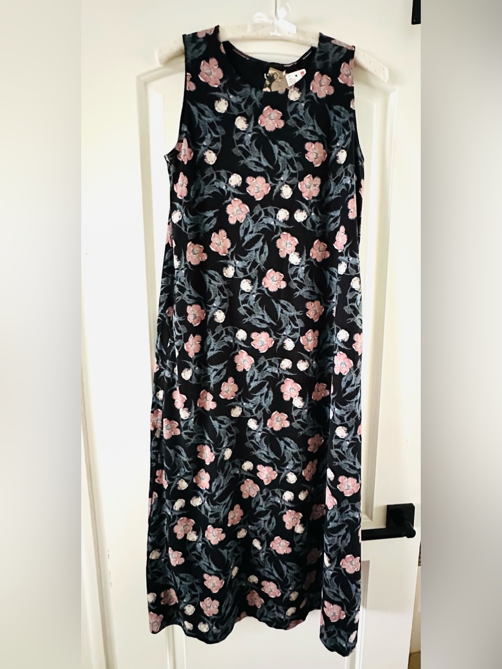Uniqlo Black Maxi Skirt with Pink Floral Print